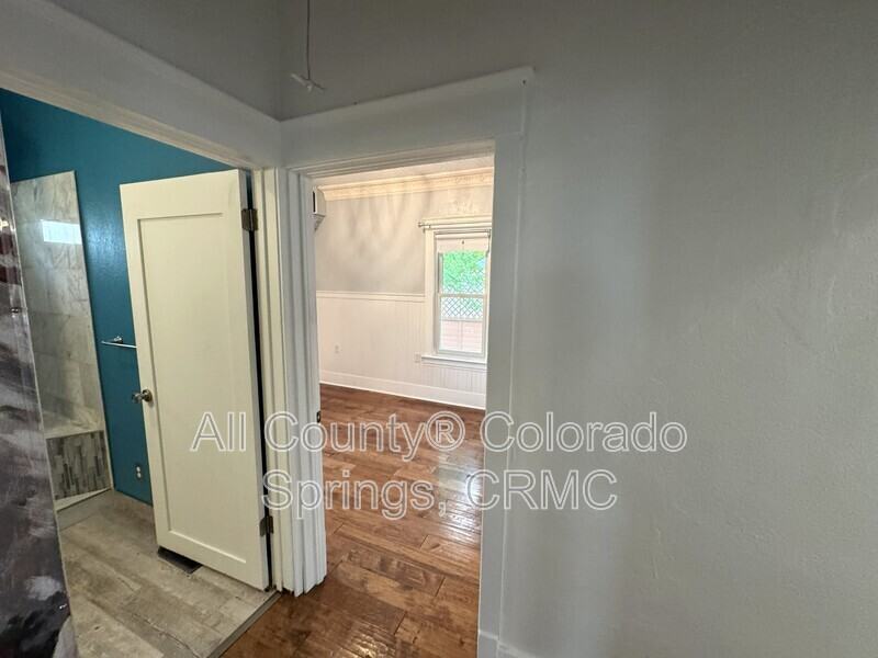 219 E Jefferson St - Photo 7 of 25