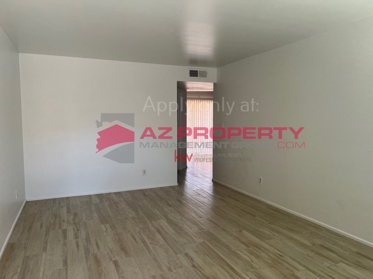 2228 E Broadway Rd - Photo 2 of 8