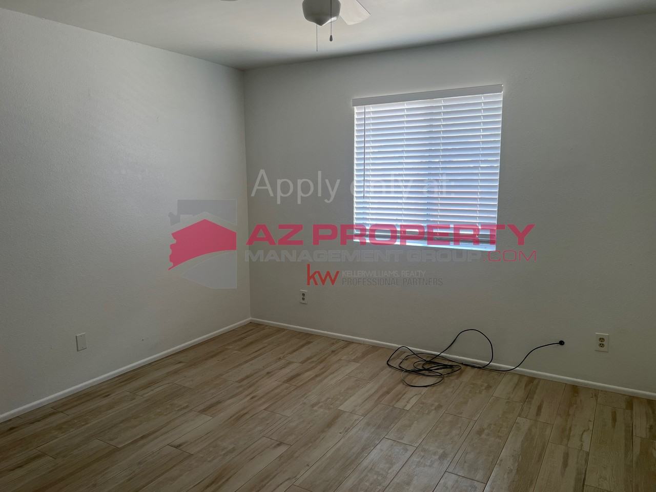 2228 E Broadway Rd - Photo 7 of 8