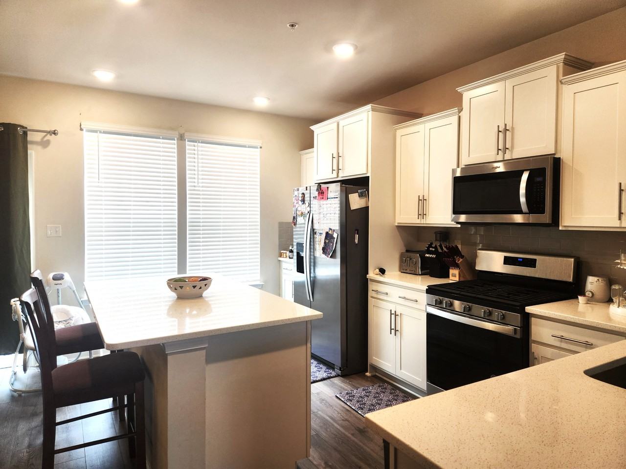 2065 Hinshaw Dr - Photo 4 of 25