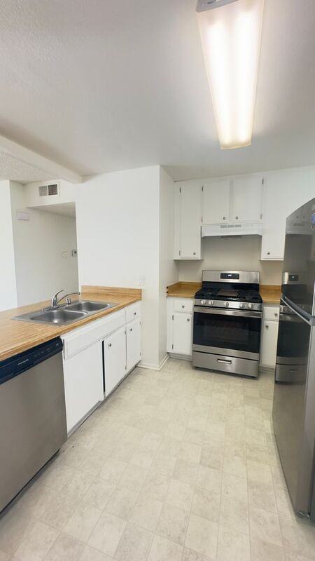 1520 N California Ave #109 - Photo 7 of 16