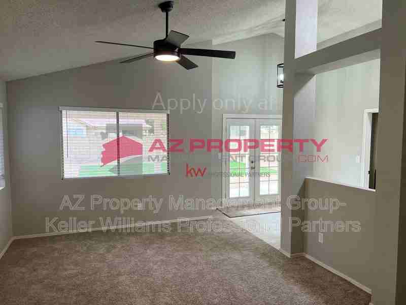 3837 W Elgin St - Photo 2 of 16
