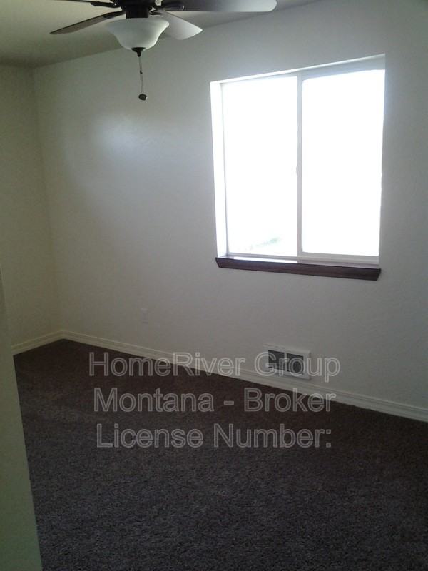 1922 Burlington Ave #A - Photo 6 of 7