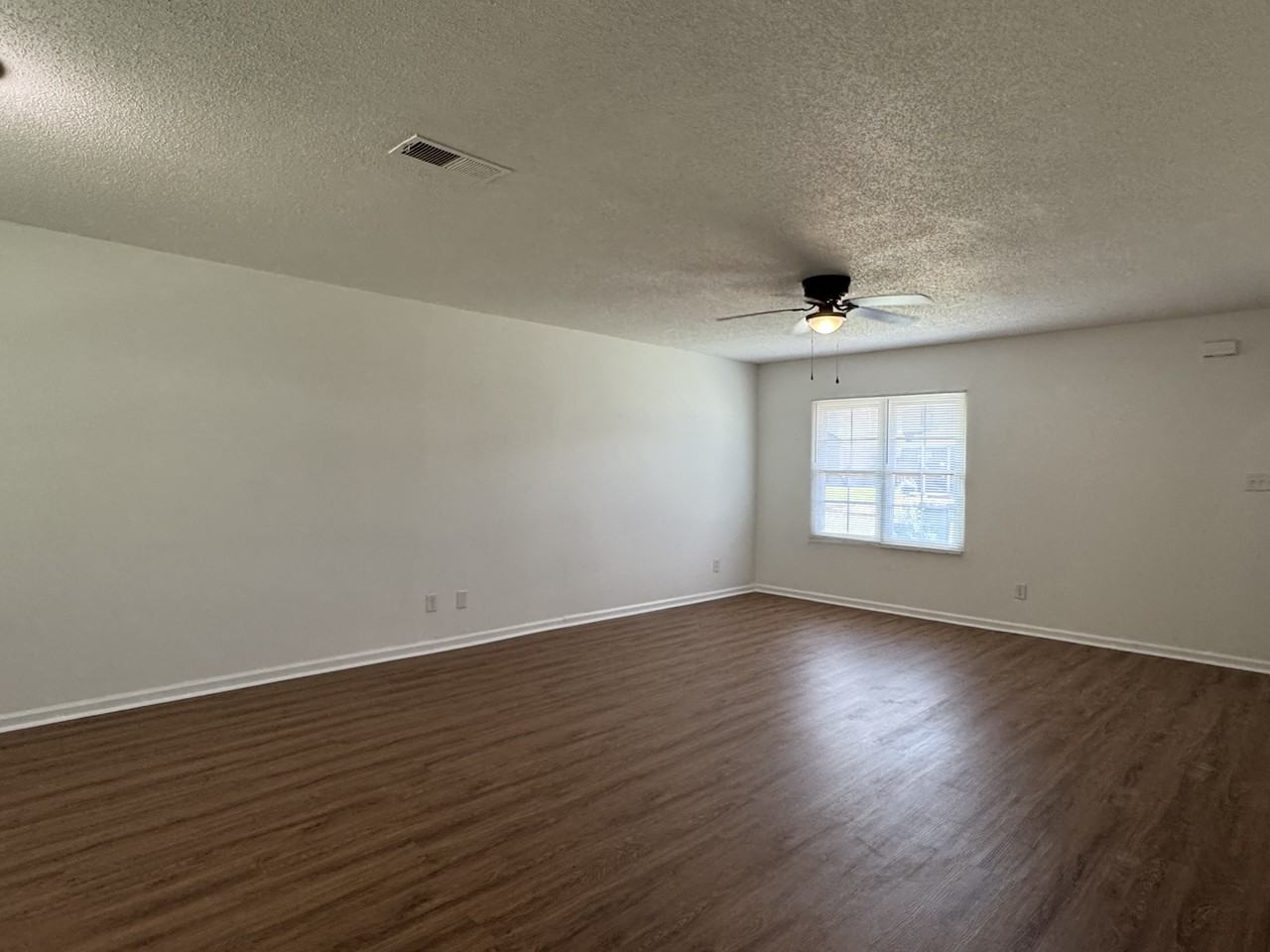 3938 Chelsea Hill Dr - Photo 5 of 23