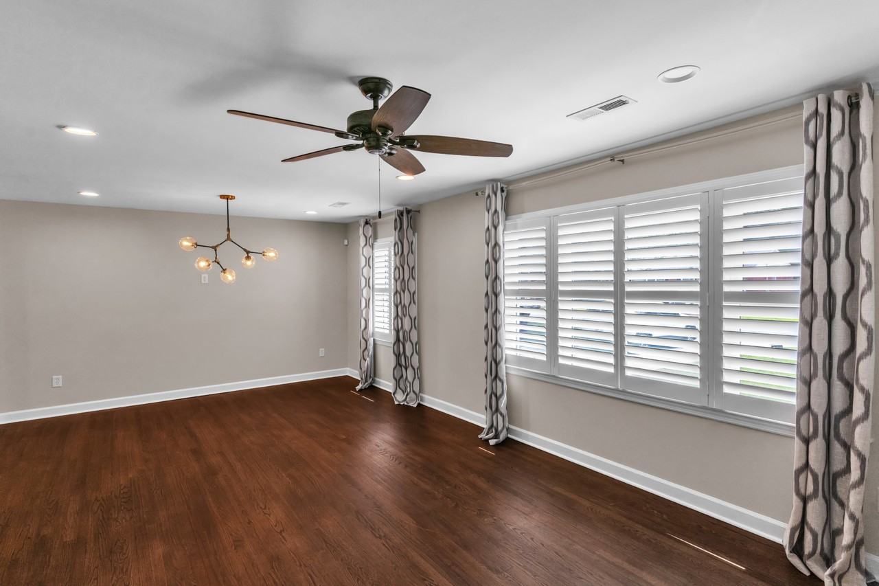 1225 Winston St - Photo 3 of 43