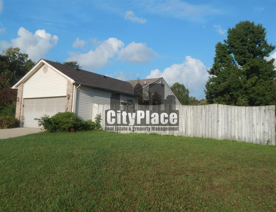 6830 Medallion Dr - Photo 4 of 4