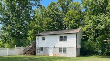 featured image of 862 Berry St Ne