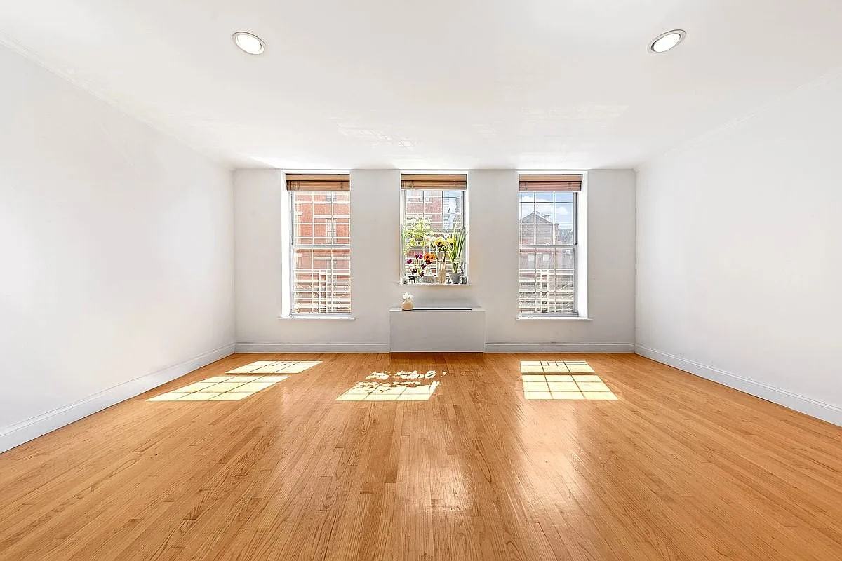 203 W 122nd St - Photo 3 of 9