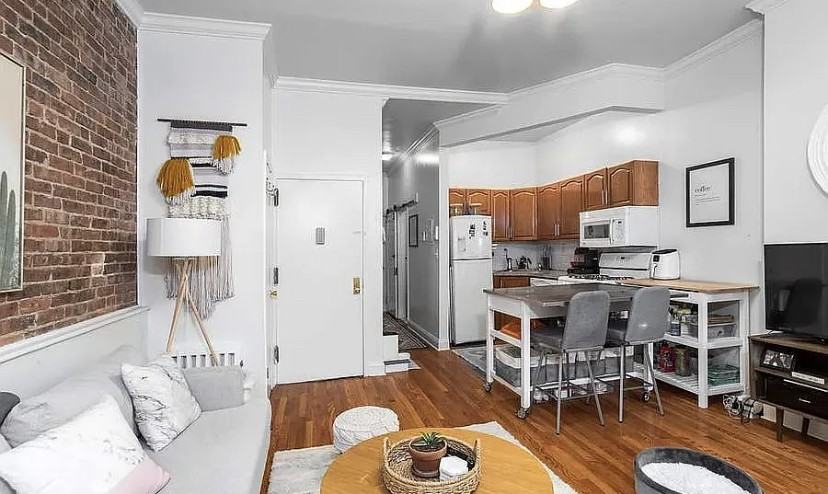 74 W 131st St #2 - Photo 4 of 9