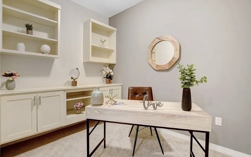 931 E Walnut St #506 - Photo 4 of 14