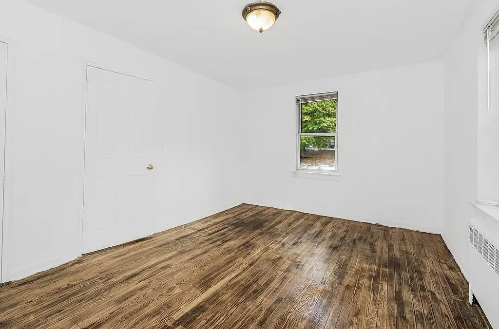 144 Ravine Ave #1C - Photo 4 of 11