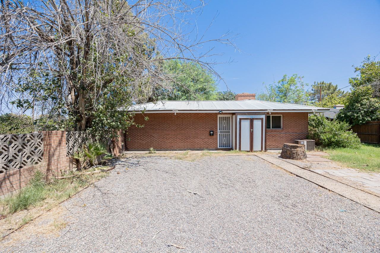 351 E Encanto Dr #B - Photo 3 of 19