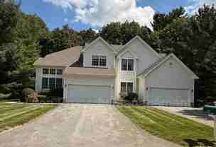240 Sanctuary Dr - Photo 1 of 1