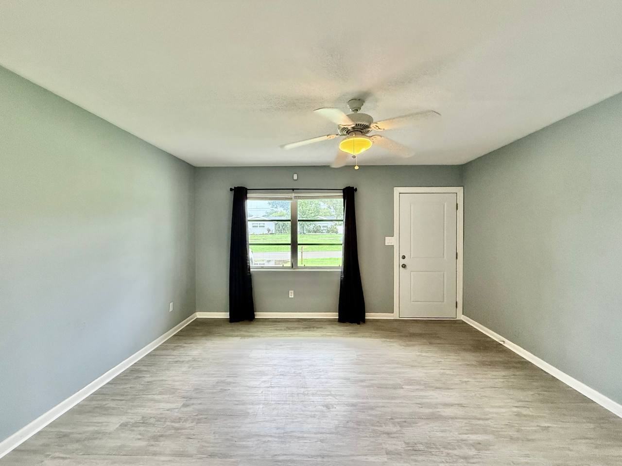 1912 N Highland Ave - Photo 6 of 47
