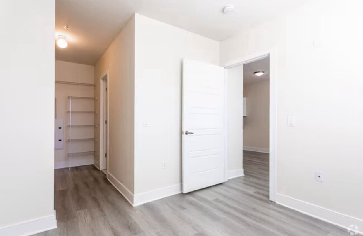 6035 Park Ave - Photo 4 of 6
