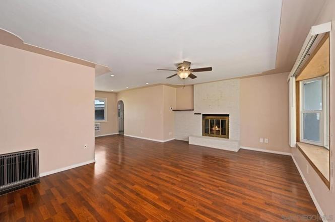 820 Country Club Dr - Photo 3 of 22