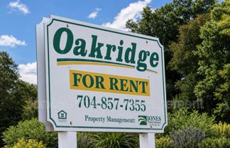 2660 Oak St - Photo 1 of 1