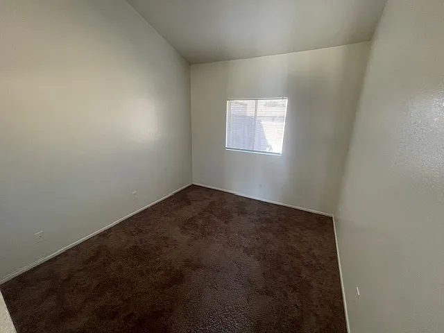 521 W D St #H - Photo 5 of 8