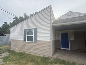3212 S Ross Ave - Photo 1 of 1