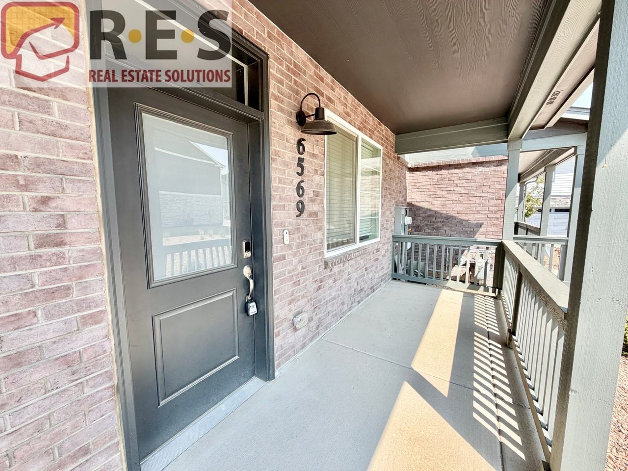 6569 N Malaya St - Photo 2 of 16
