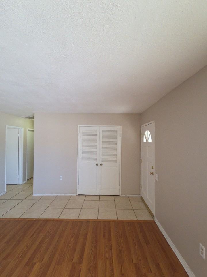 26340 Harrisburg Dr - Photo 4 of 32
