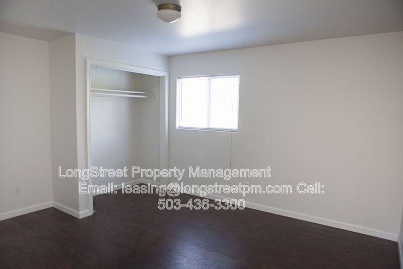 4848 Se Bybee Blvd #2 - Photo 5 of 19