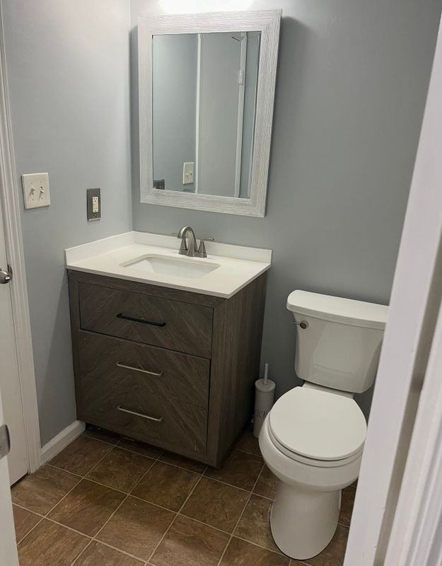 94 Burnham Dr - Photo 7 of 17