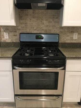2131 Dorchester Ave - Photo 3 of 35