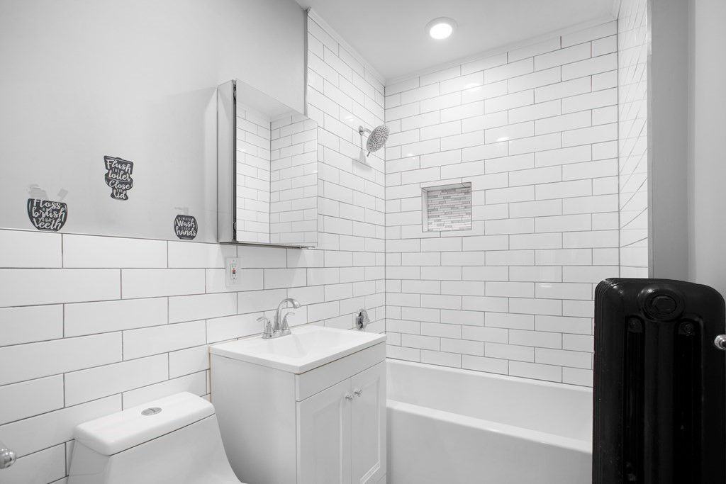 116 Milton Ave - Photo 6 of 25