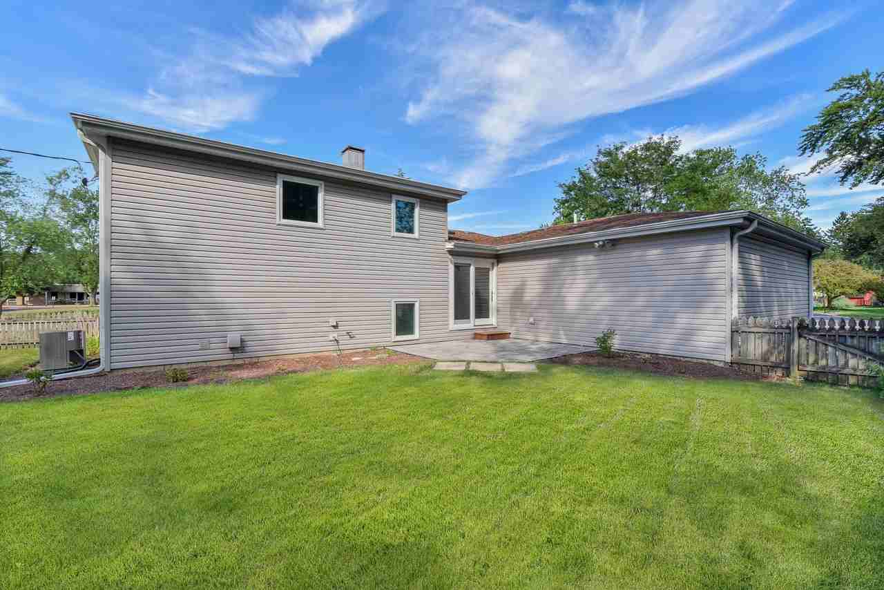 5S480 Campbell Dr #NA - Photo 2 of 29