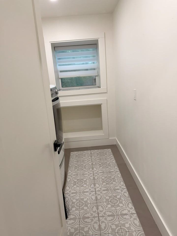 6528 Crestview Dr #NA - Photo 5 of 10