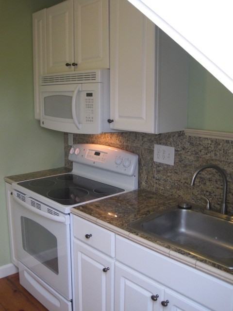 450 Cumberland Ave #3 - Photo 4 of 17