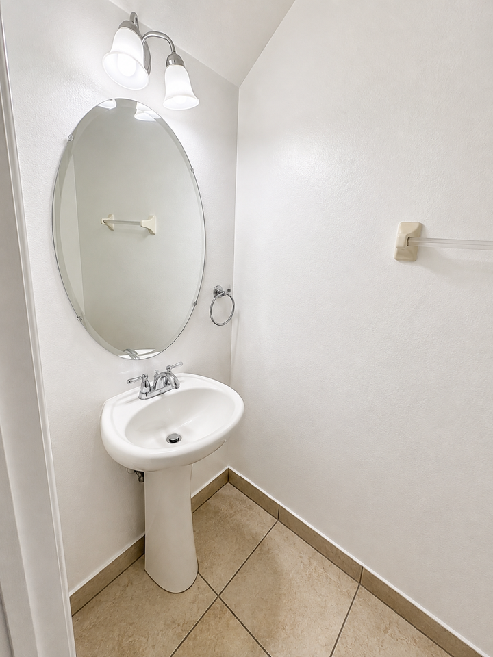 10411 Belfry Cir #10411 - Photo 7 of 29