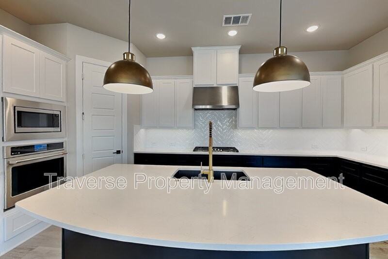2013 Tolleson Dr - Photo 6 of 25