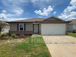 featured image of 4316 Jitterbug St