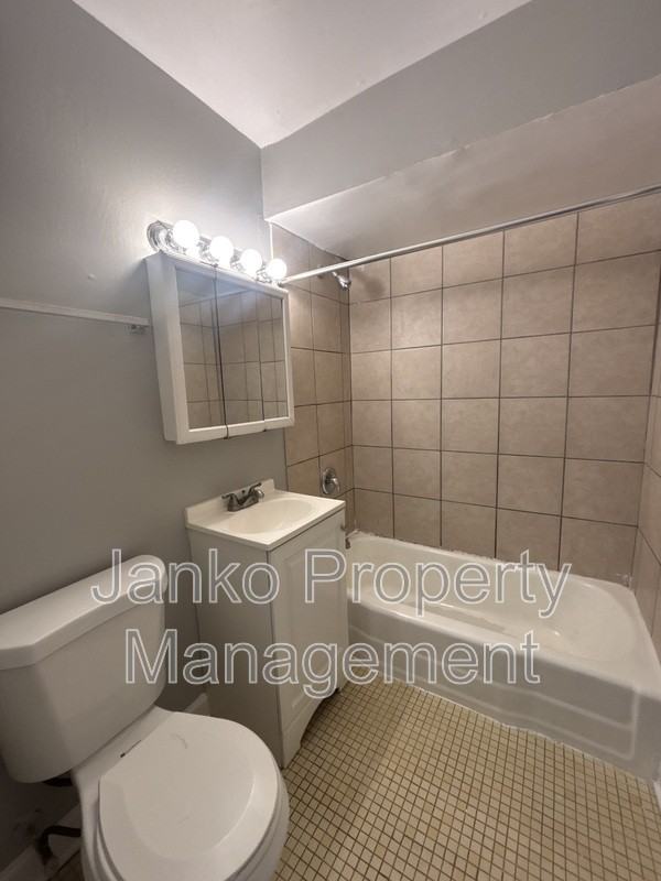 10720 S Ridgeland Ave #4 - Photo 6 of 6