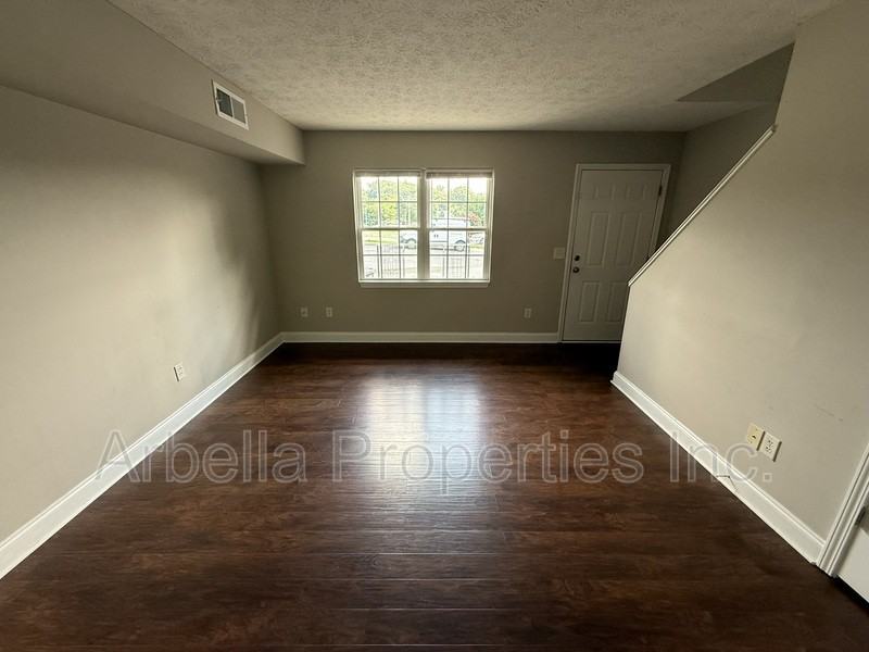 133 Walker St #4 - Photo 3 of 20