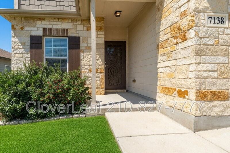 7138 Marina Del Rey - Photo 4 of 43