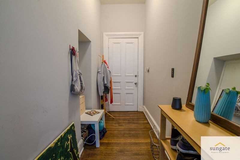907 Saint Paul St #2F - Photo 3 of 9