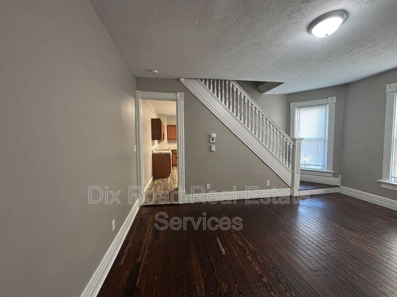 67 S Mcgee St - Photo 6 of 24