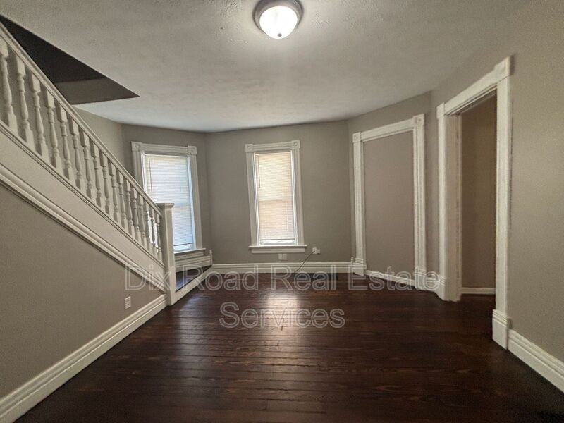 67 S Mcgee St - Photo 7 of 24