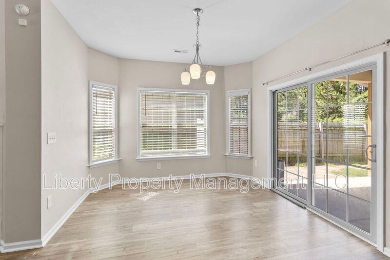 69 Taplow Trl - Photo 3 of 17