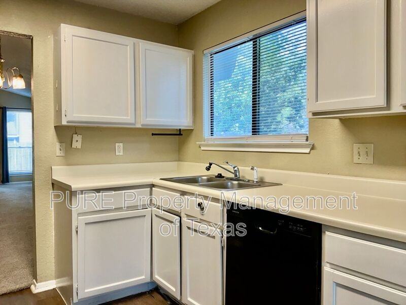 2105 Balsam Way - Photo 7 of 25