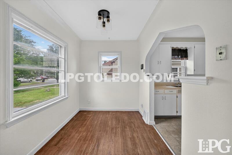 3540 Bellevue Rd - Photo 7 of 31