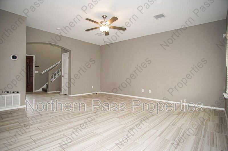 1077 Indigo Sky St - Photo 7 of 39