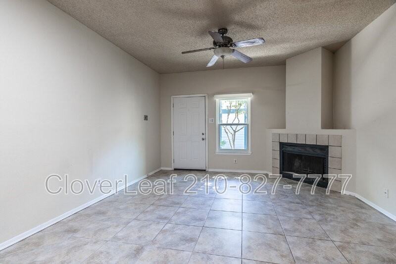 1933 Crossgate Park - Photo 5 of 22