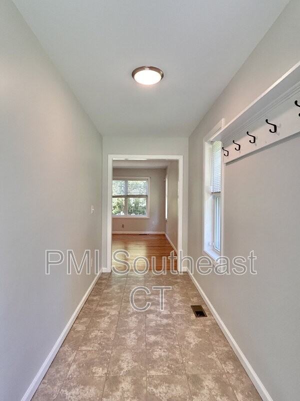 124 Witter Rd - Photo 7 of 35