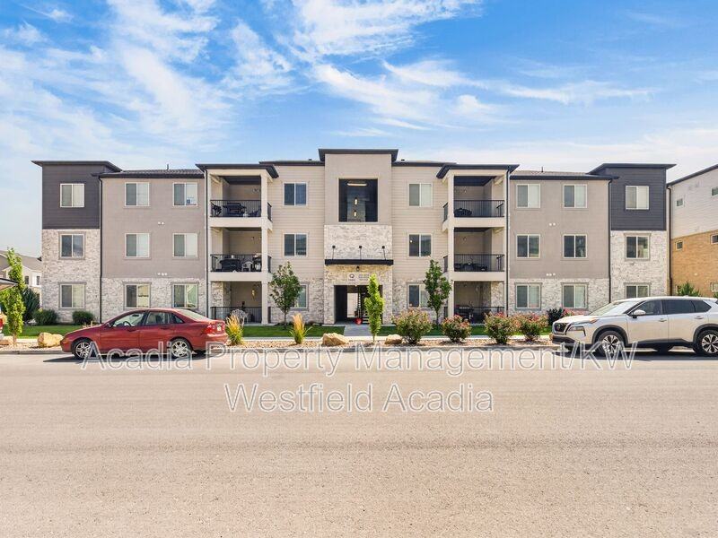1386 Nw #Q202 - Photo 2 of 40