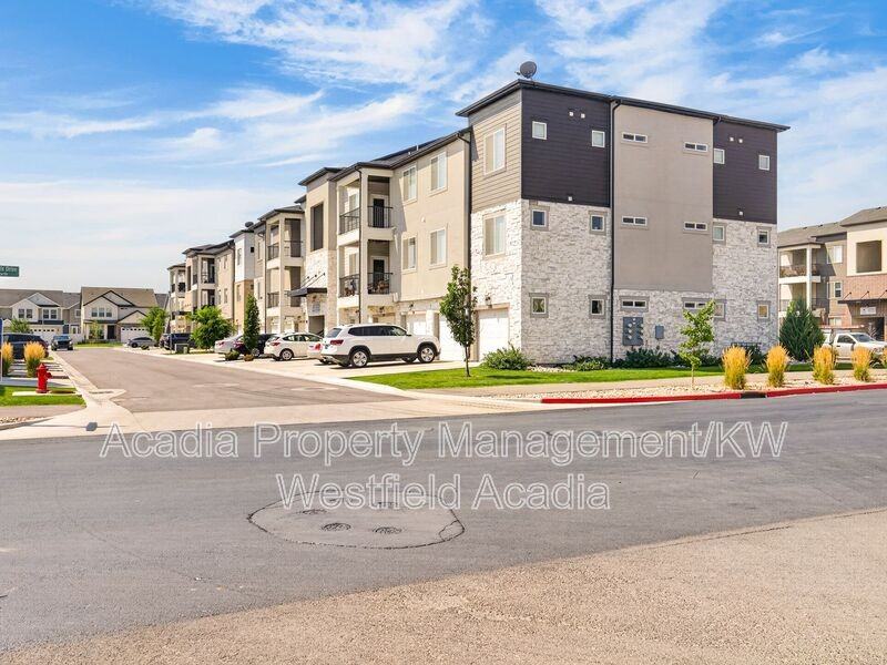 1386 Nw #Q202 - Photo 4 of 40