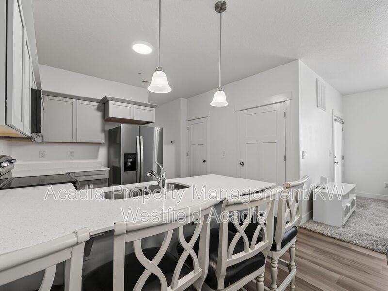 1386 Nw #Q202 - Photo 2 of 40